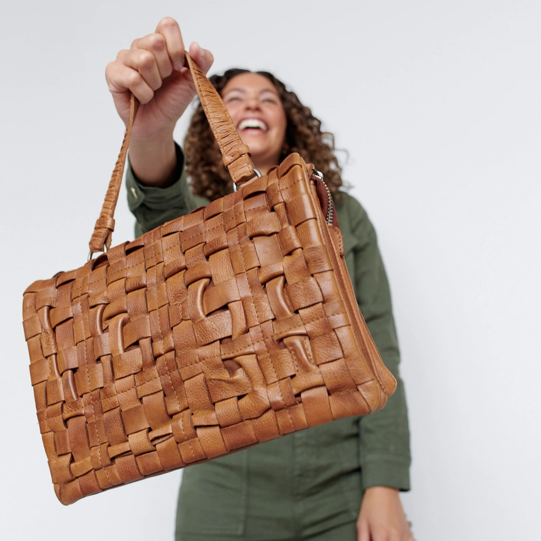 Sigourney Crossbody