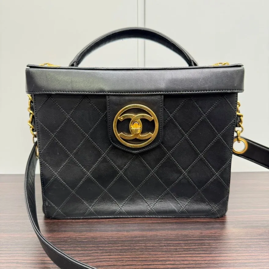 Vintage Chanel Lambskin Black 2way Vanity Case NG6091 - Shoulder/Top Handle Bag