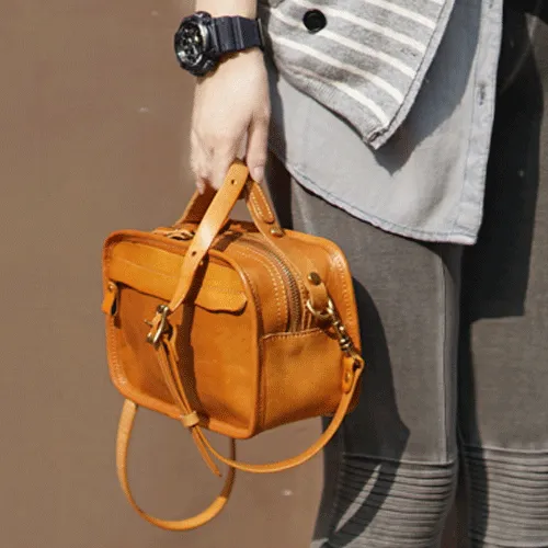 Vintage Womens Leather Tan Small Handbag Square Crossbody Purse Green Leather Satchel Shoulder Bag