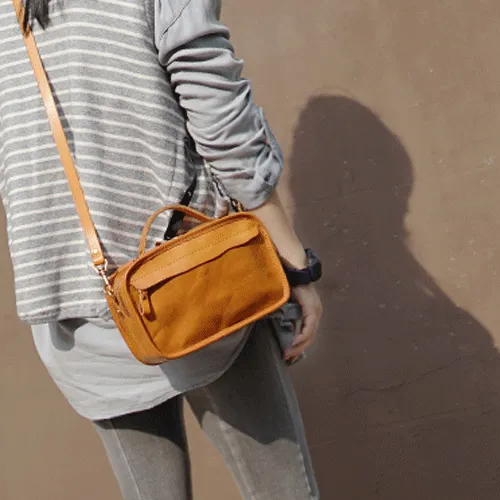 Vintage Womens Leather Tan Small Handbag Square Crossbody Purse Green Leather Satchel Shoulder Bag