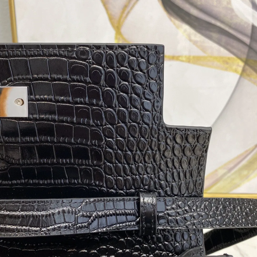 Yves Saint Laurent Manhattan Shoulder Bag In-Shiny Black