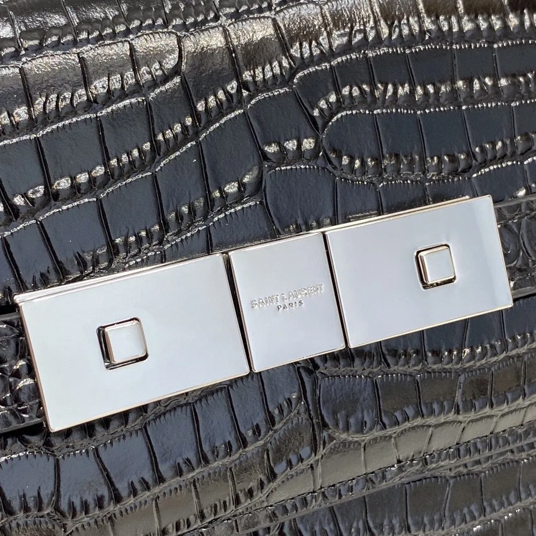Yves Saint Laurent Manhattan Shoulder Bag In-Shiny Black