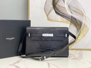 Yves Saint Laurent Manhattan Shoulder Bag In-Shiny Black